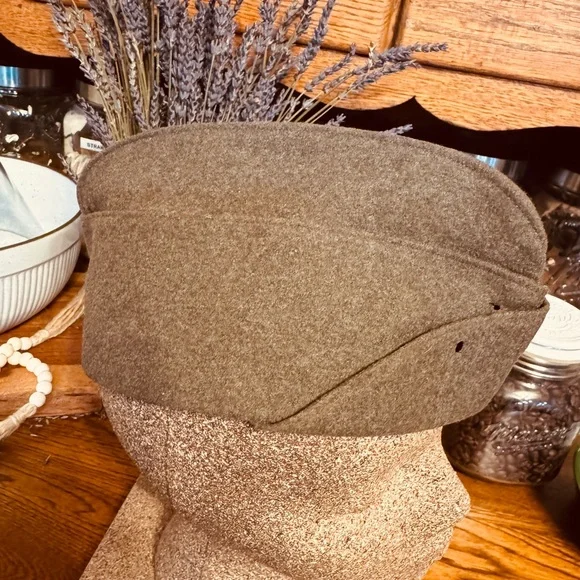 vintage World War II U S Marine Corps enlisted man's garrison cap “piss cutter